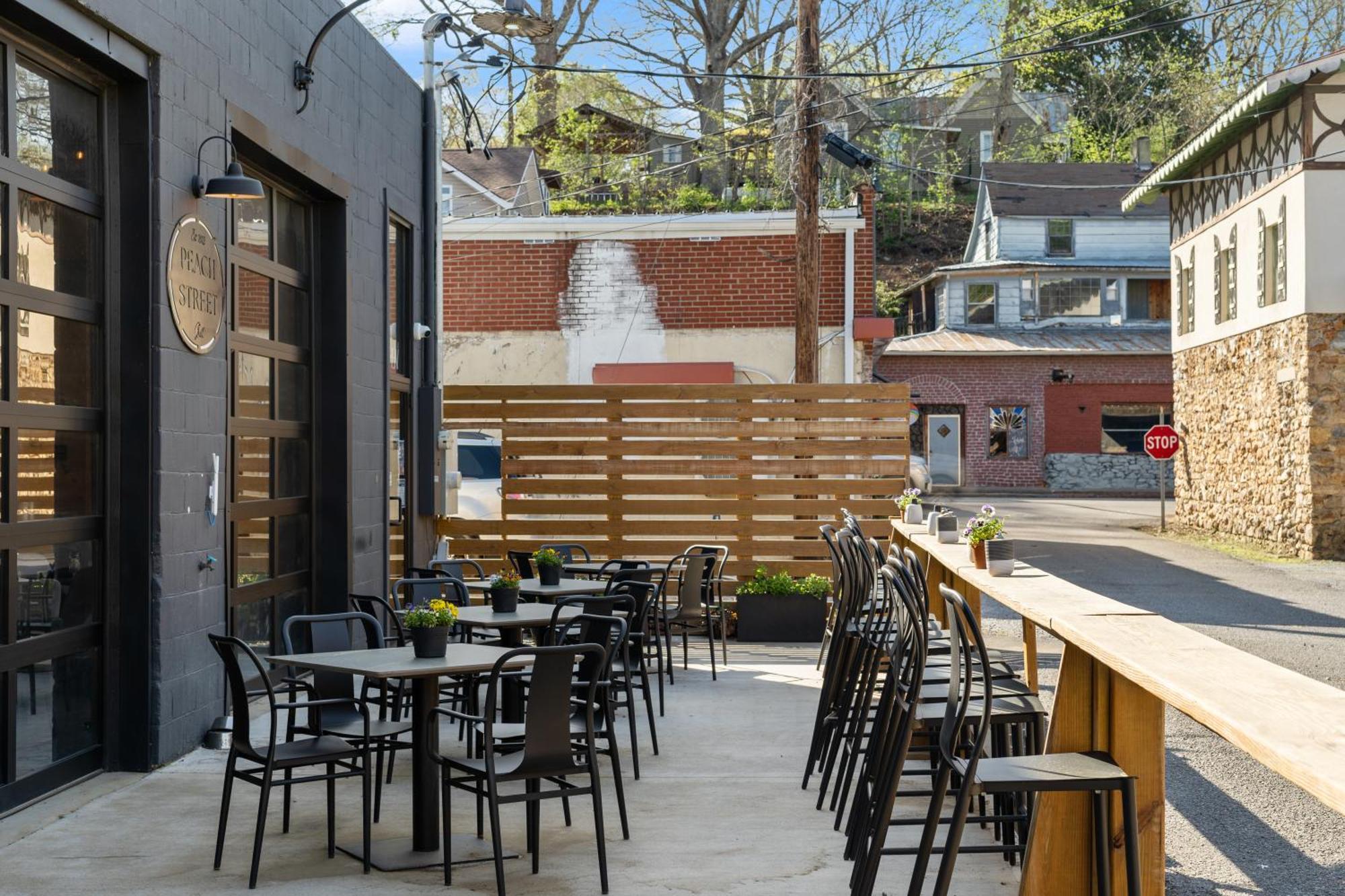 The Tellico Plains Inn And Event Venue Exterior photo