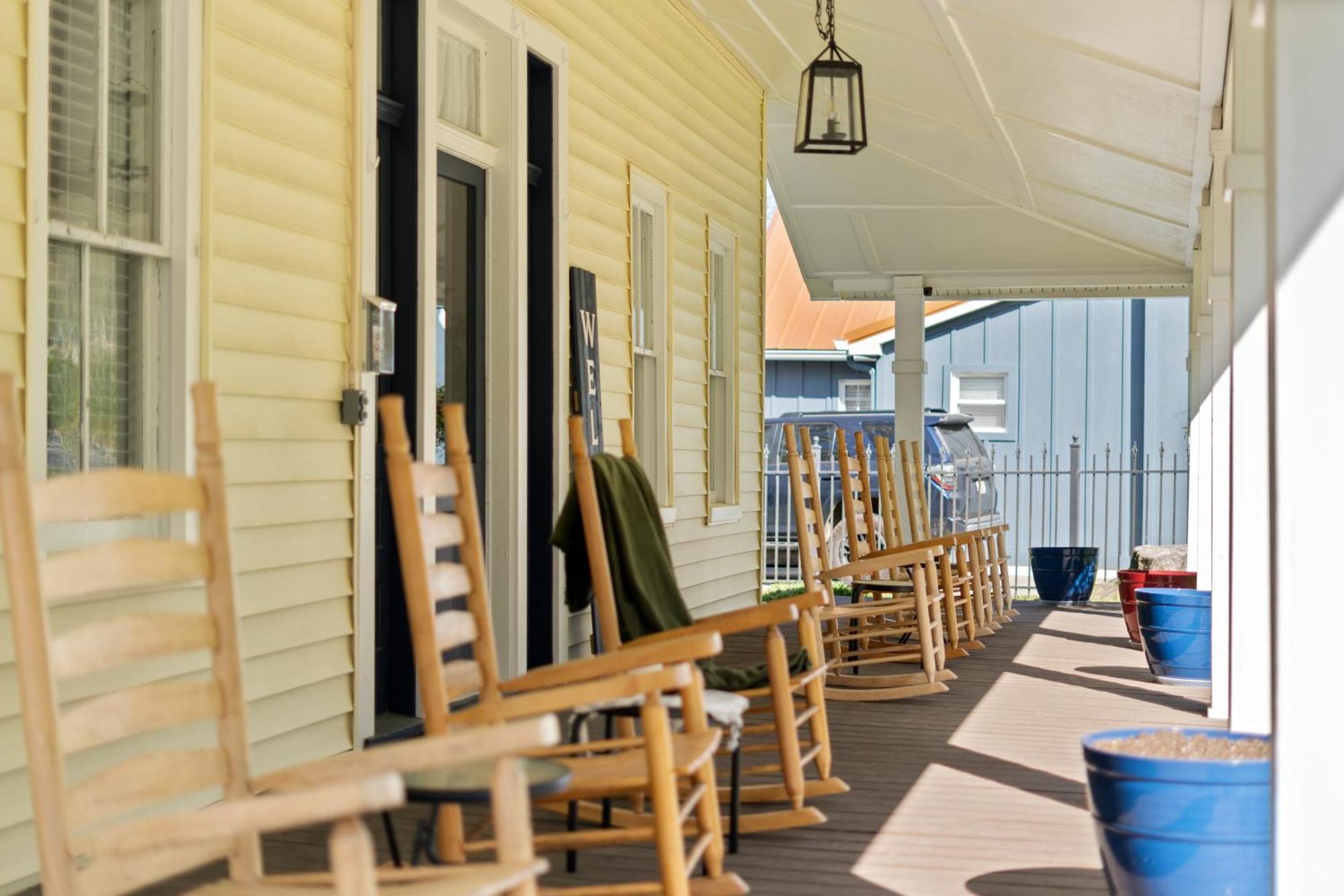 The Tellico Plains Inn And Event Venue Exterior photo